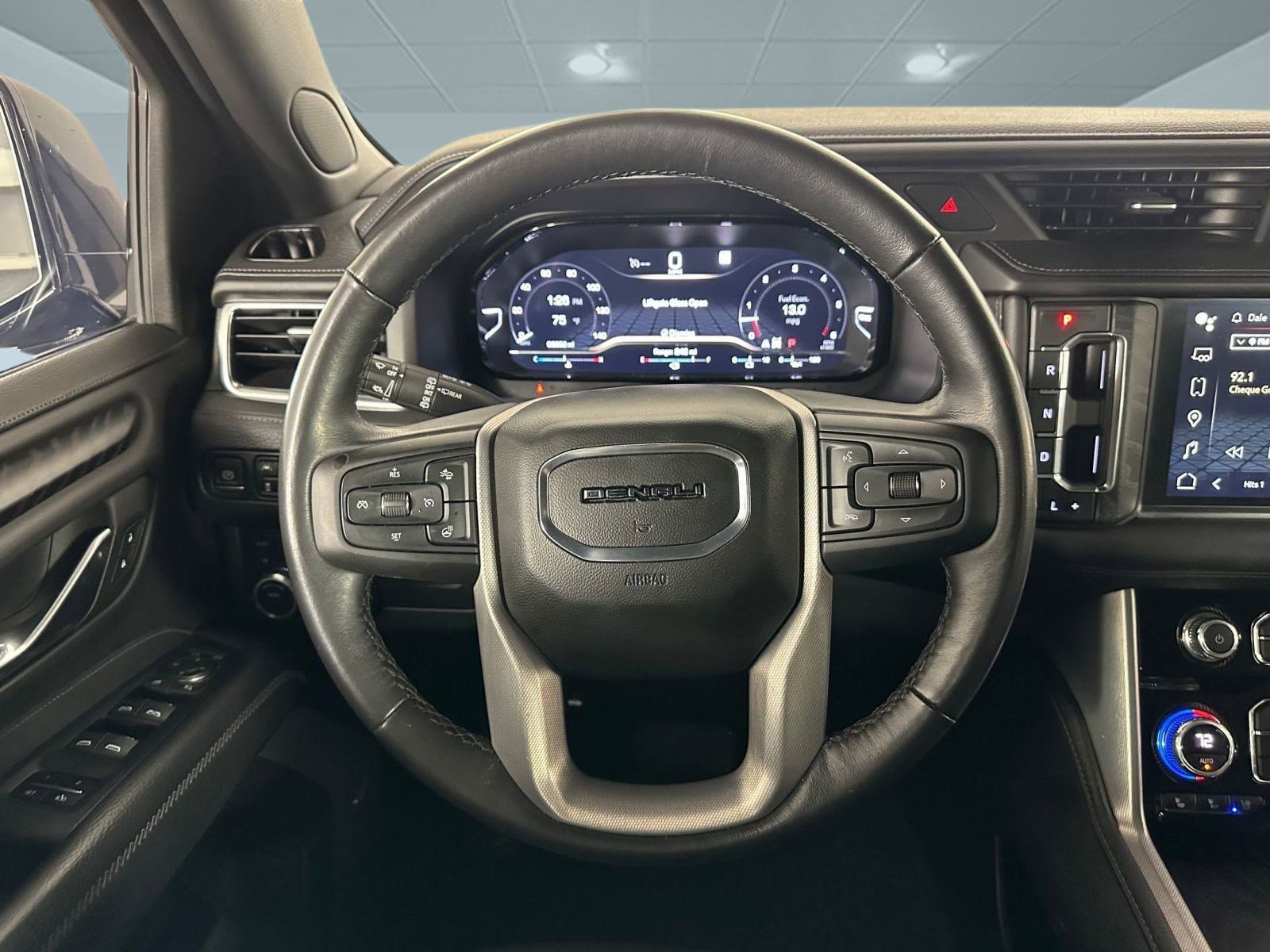 Used 2023 GMC Yukon Denali image 15