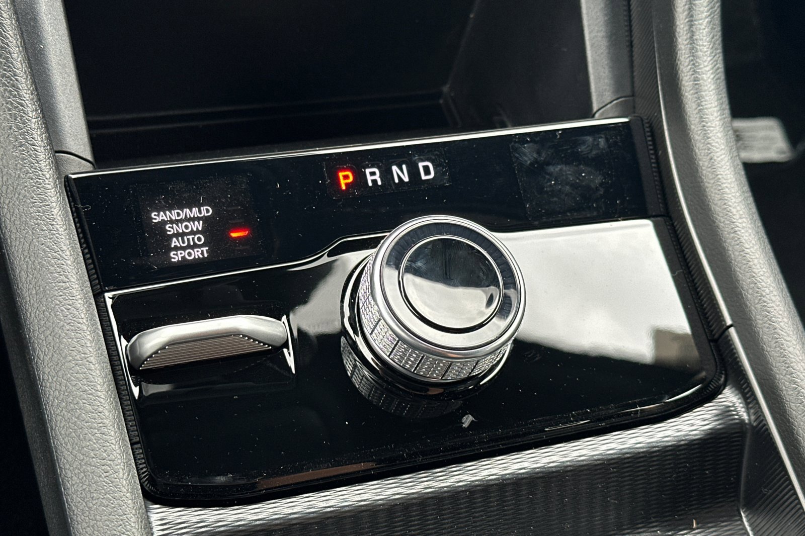 New 2025 Jeep Grand Cherokee L Limited w/ Black Appearance Package image 22