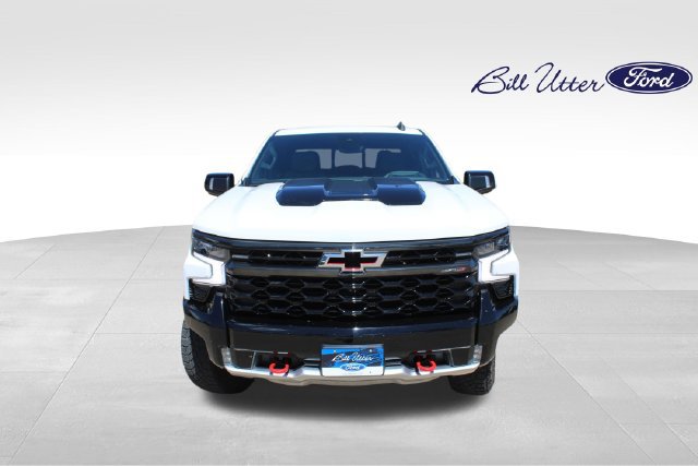 Used 2024 Chevrolet Silverado 1500 ZR2 w/ Technology Package AWD/4WD image 2