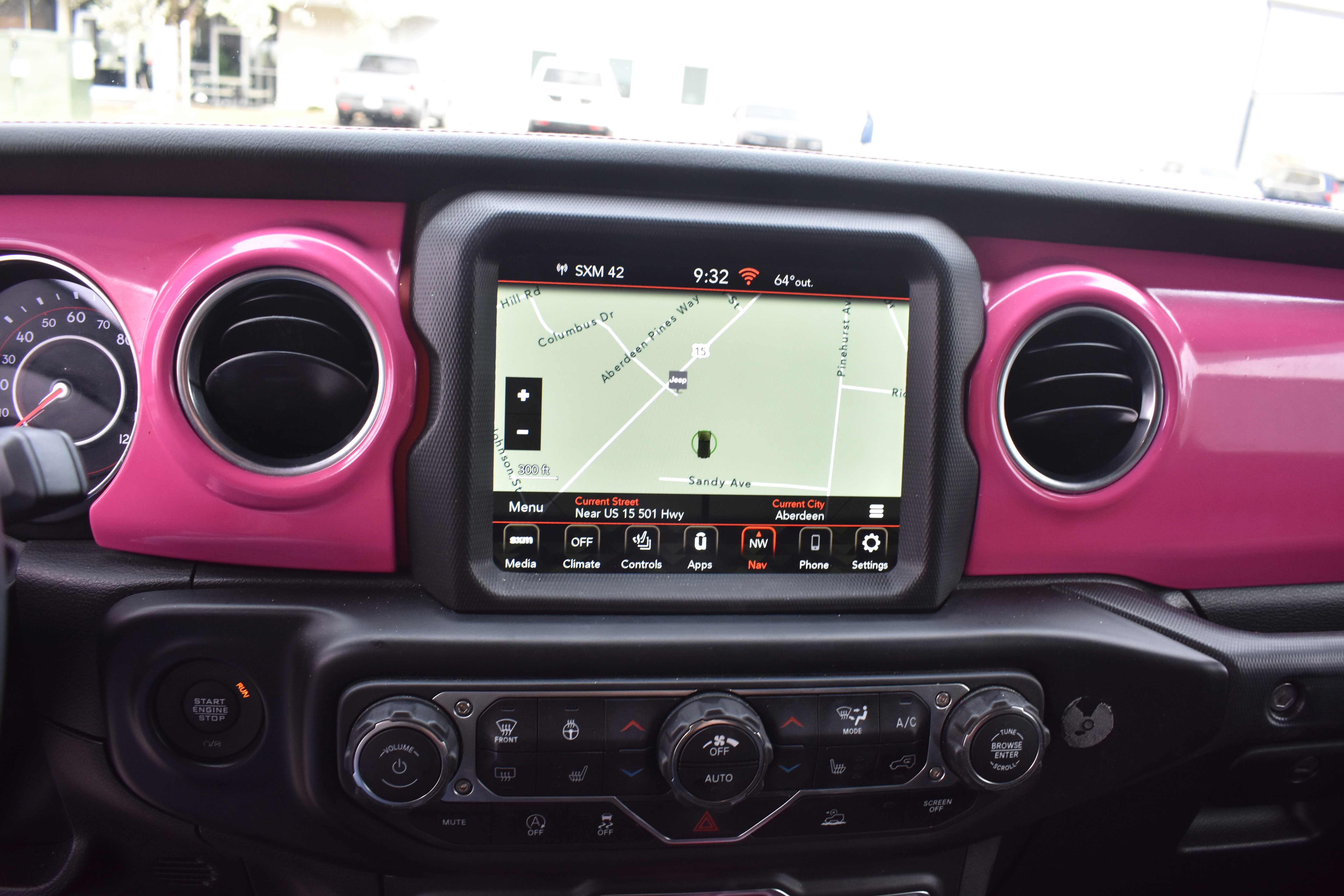 Used 2022 Jeep Wrangler Unlimited Rubicon w/ Cold Weather Group image 19