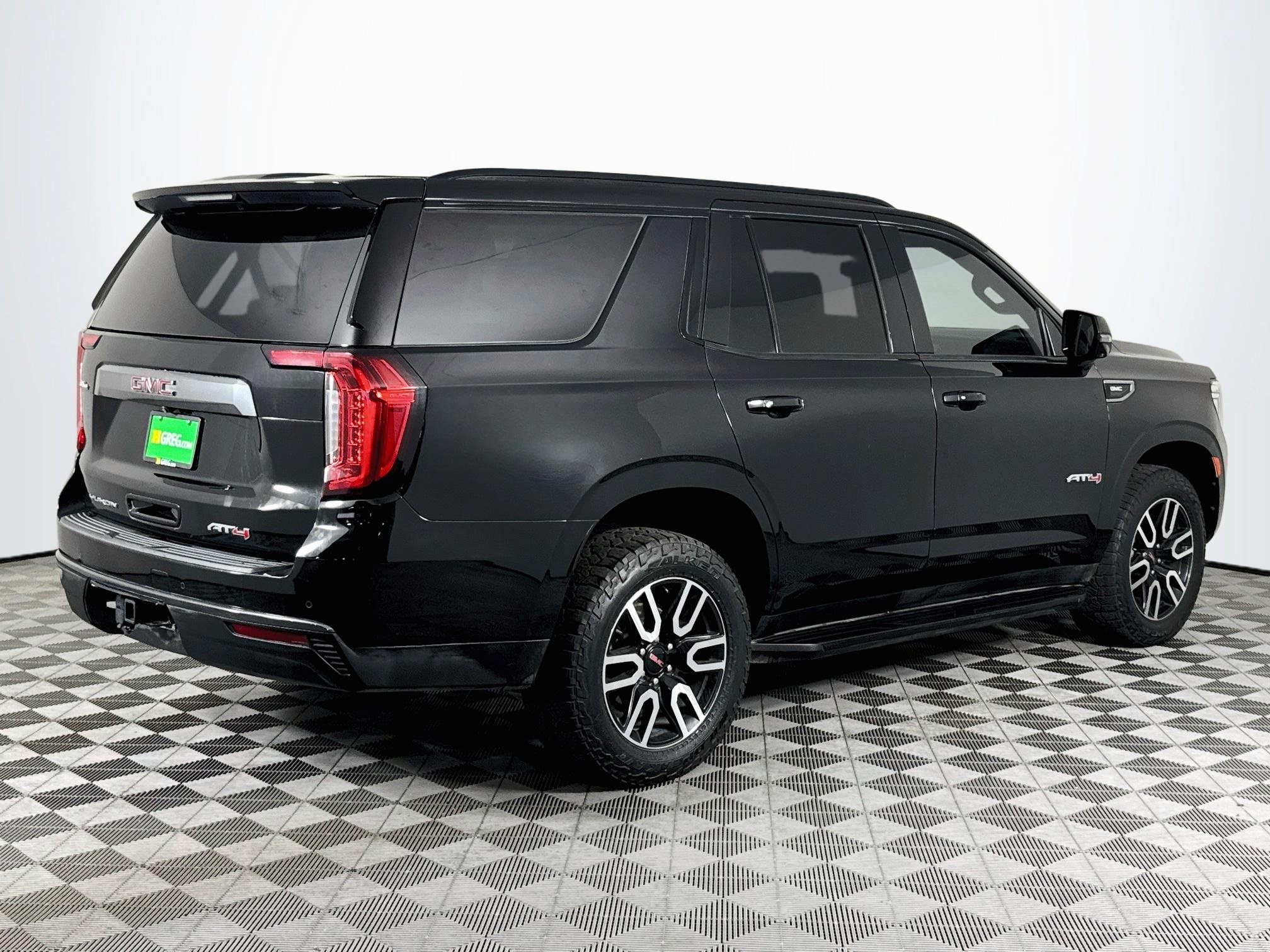 Used 2021 GMC Yukon AT4 w/ Rear Media and Nav Package AWD/4WD image 8