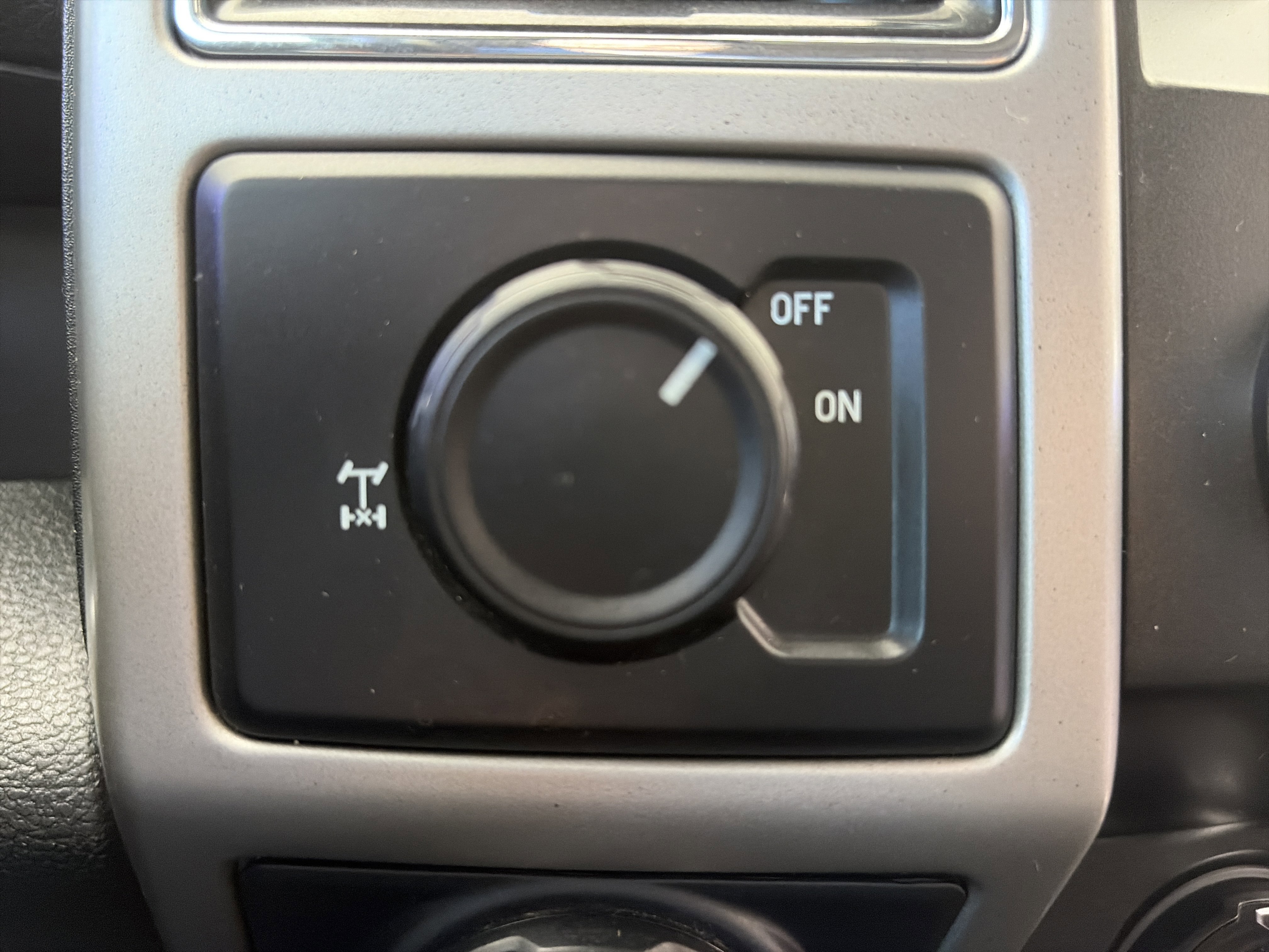 Used 2020 Ford F150 Lariat RWD image 22