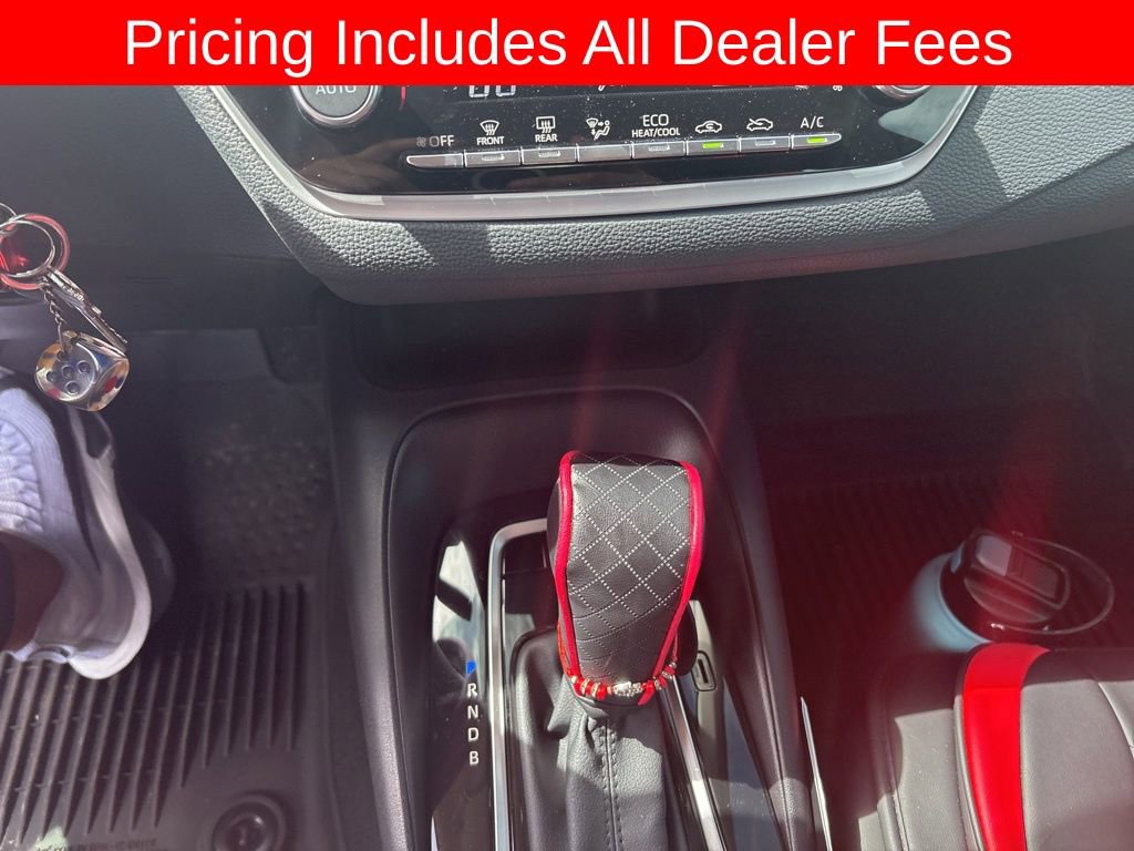 Used 2025 Toyota Corolla LE FWD image 7