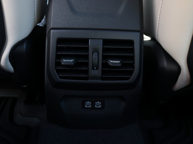 New 2026 BMW 228i xDrive w/ Technology Package AWD/4WD image 27