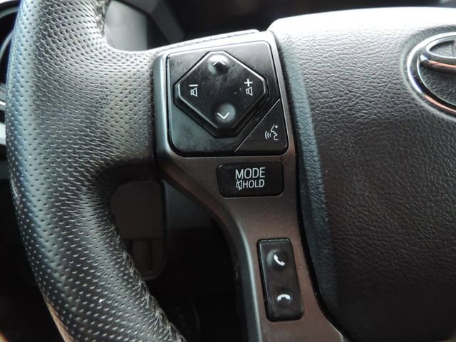 Used 2022 Toyota Tacoma TRD Off-Road w/ Technology Package image 31