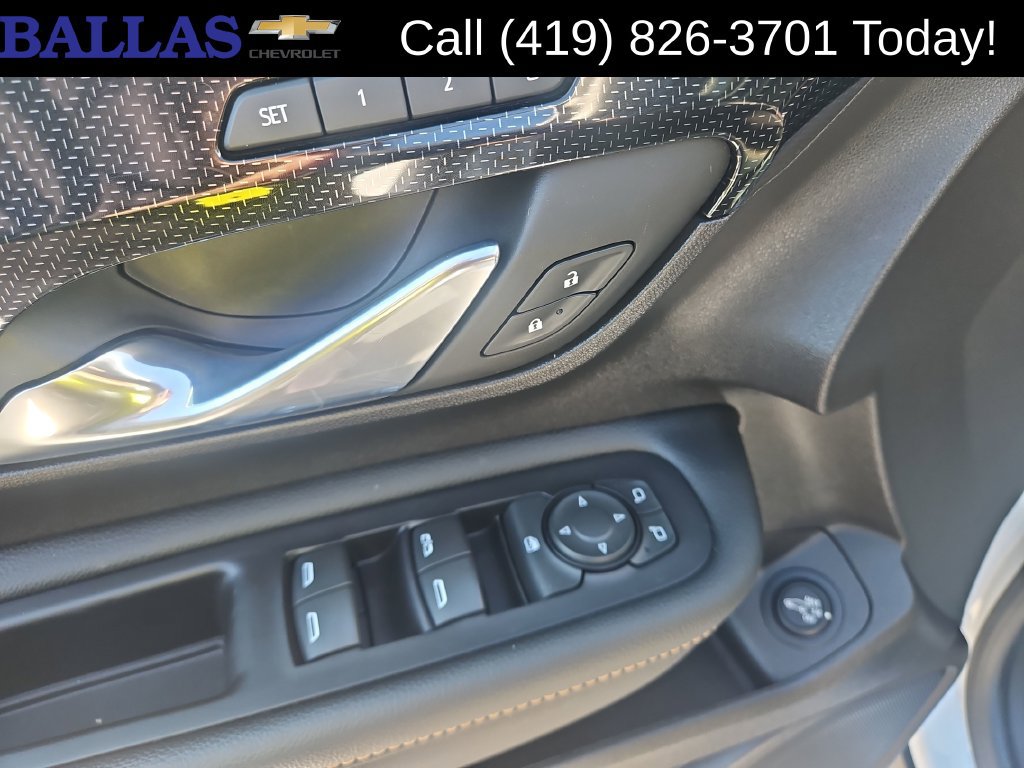 Certified 2024 GMC Terrain AT4 w/ GMC Pro Grade Package AWD/4WD image 11
