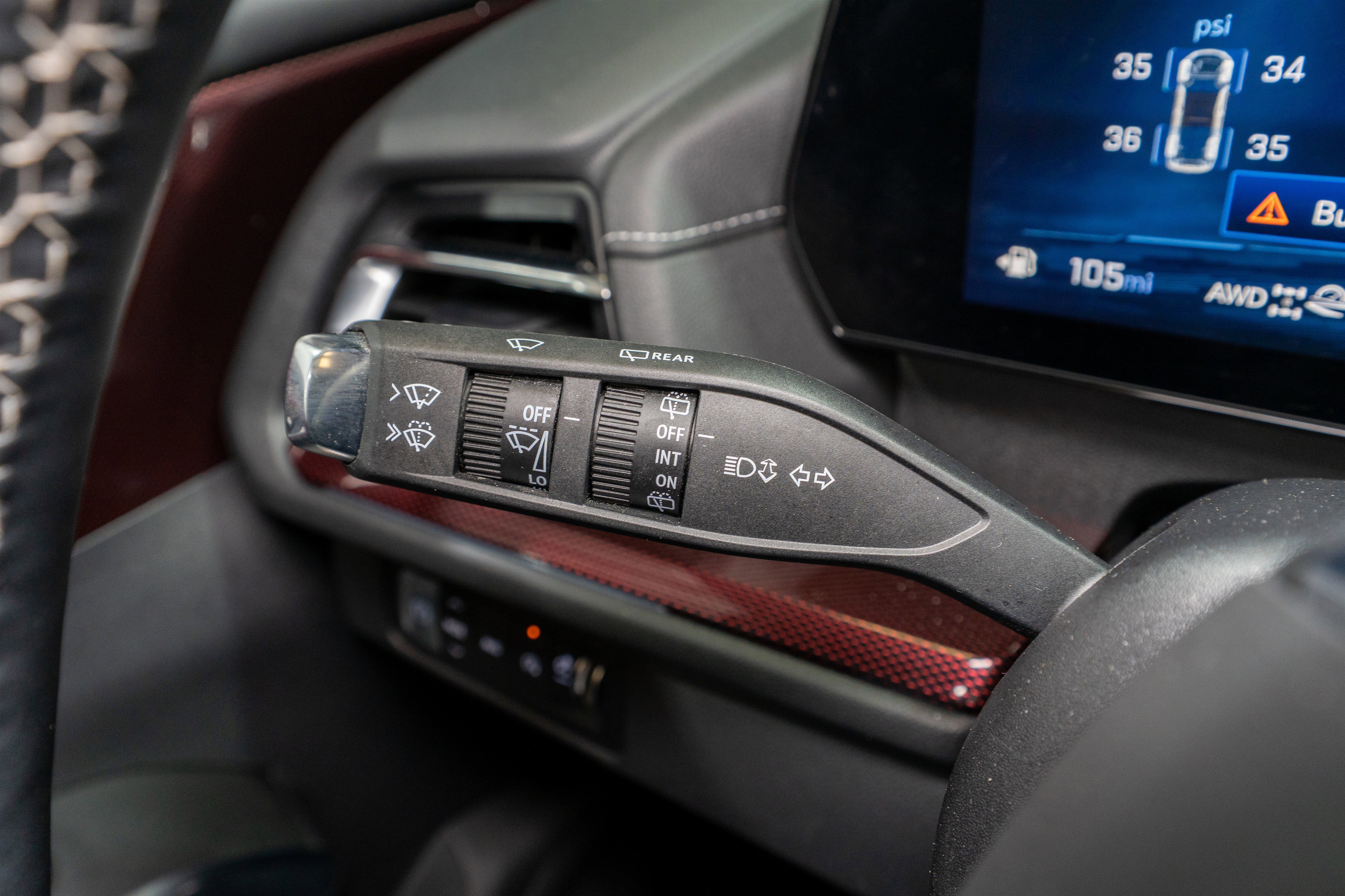 Used 2024 Chevrolet Traverse Z71 AWD/4WD image 29