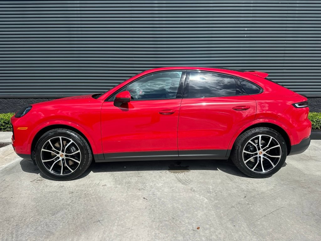 Used 2026 Porsche Cayenne Coupe AWD/4WD image 2