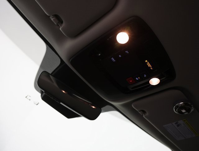 Certified 2024 Kia Carnival SX image 21