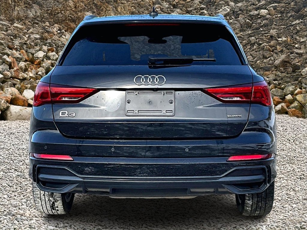 Used 2021 Audi Q3 2.0T Premium Plus w/ Premium Plus Package image 4