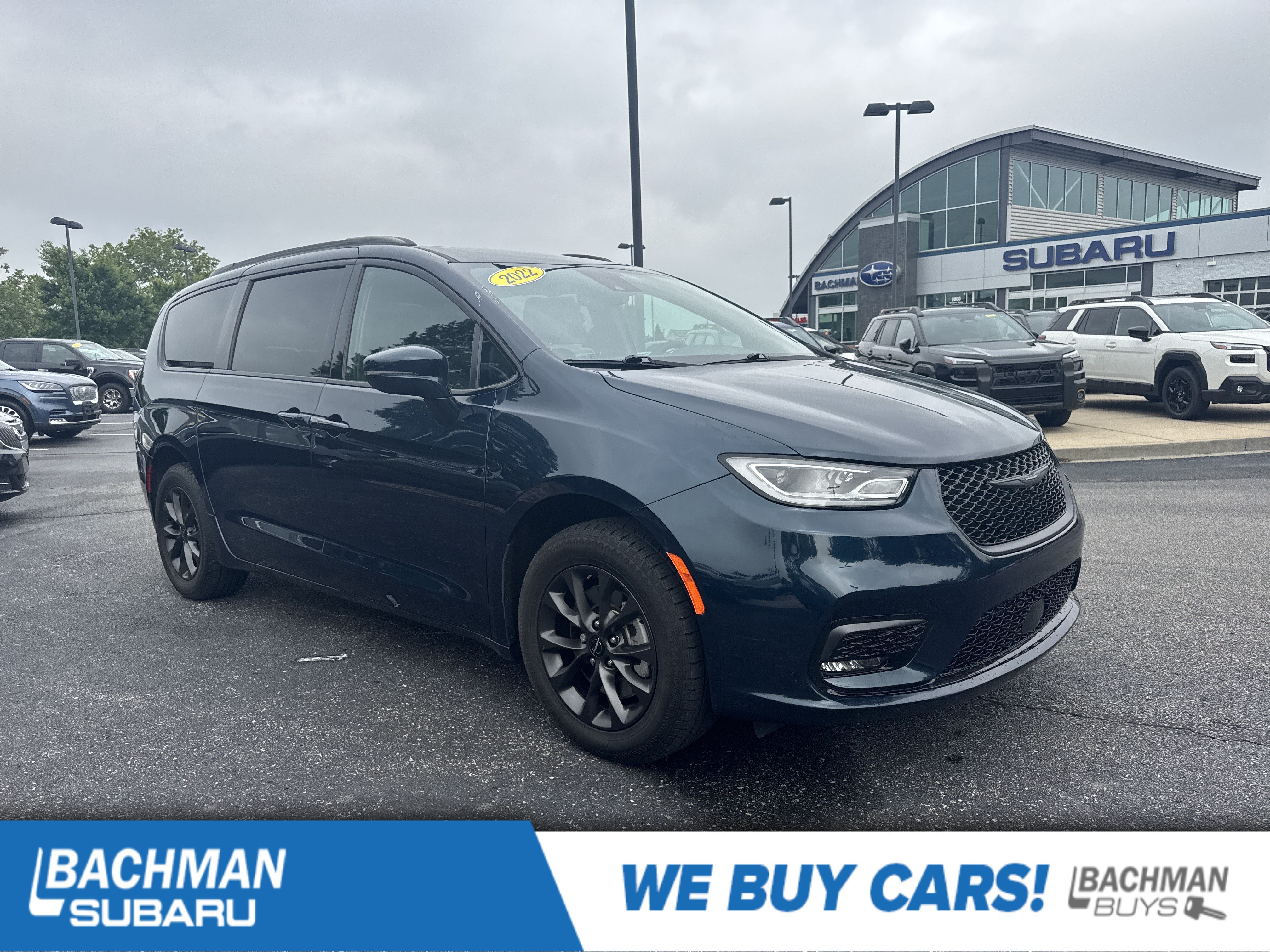 Used 2022 Chrysler Pacifica Touring-L w/ S Appearance Package