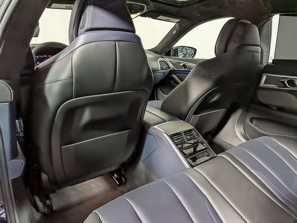 Used 2025 BMW 840i xDrive AWD/4WD image 45