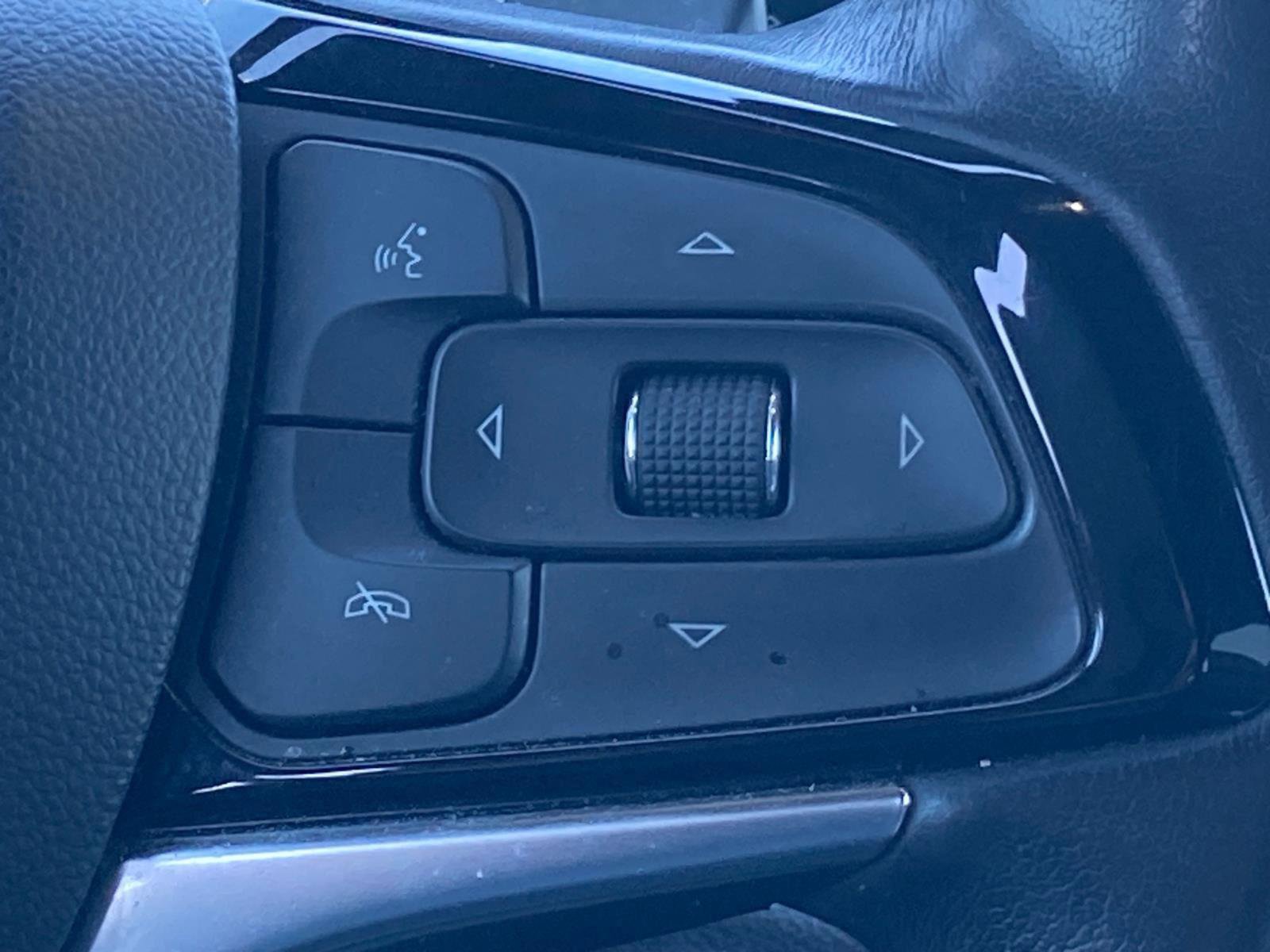Used 2022 Buick Enclave Premium AWD/4WD image 6