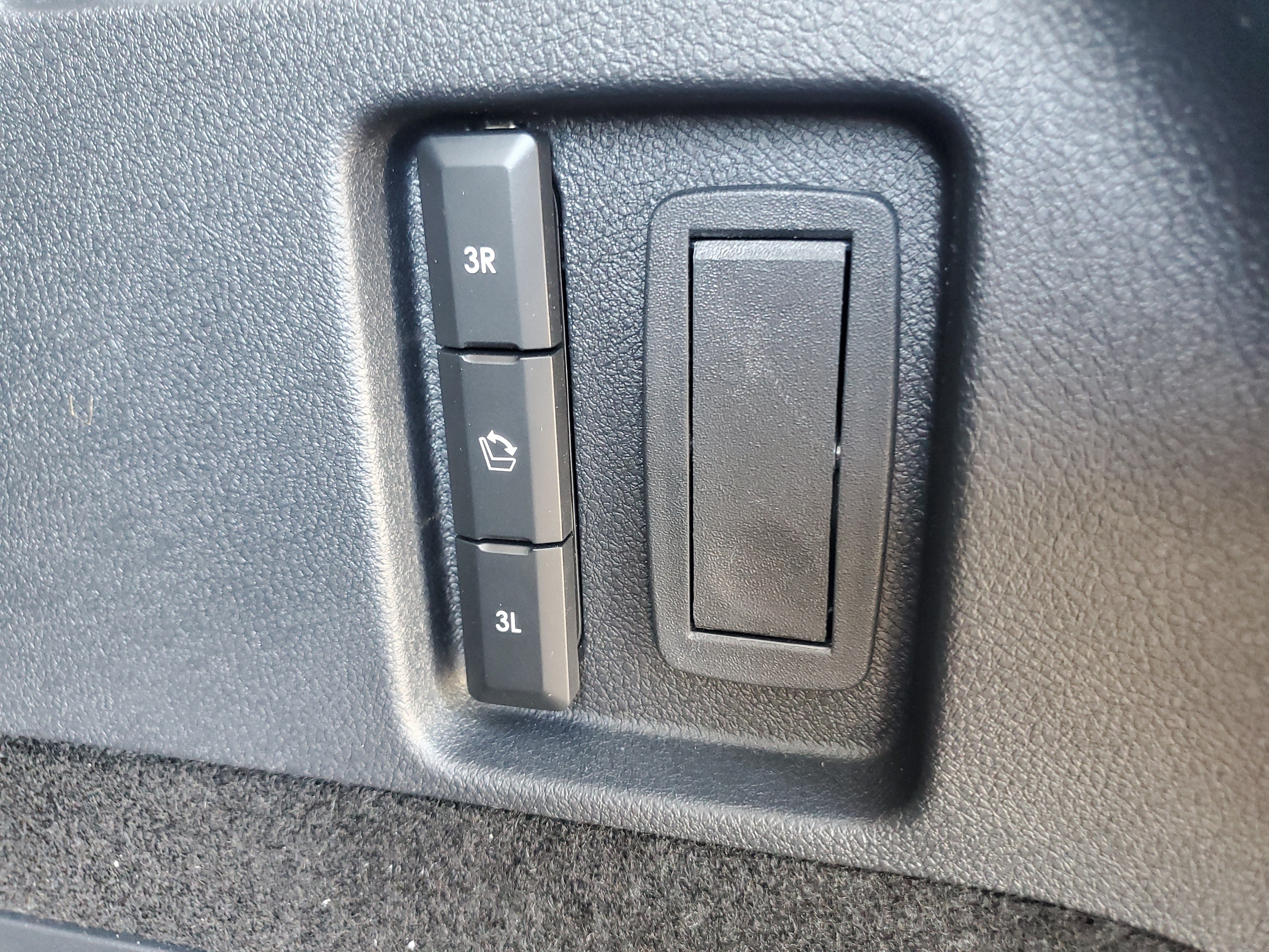 New 2026 Lincoln Aviator AWD image 29