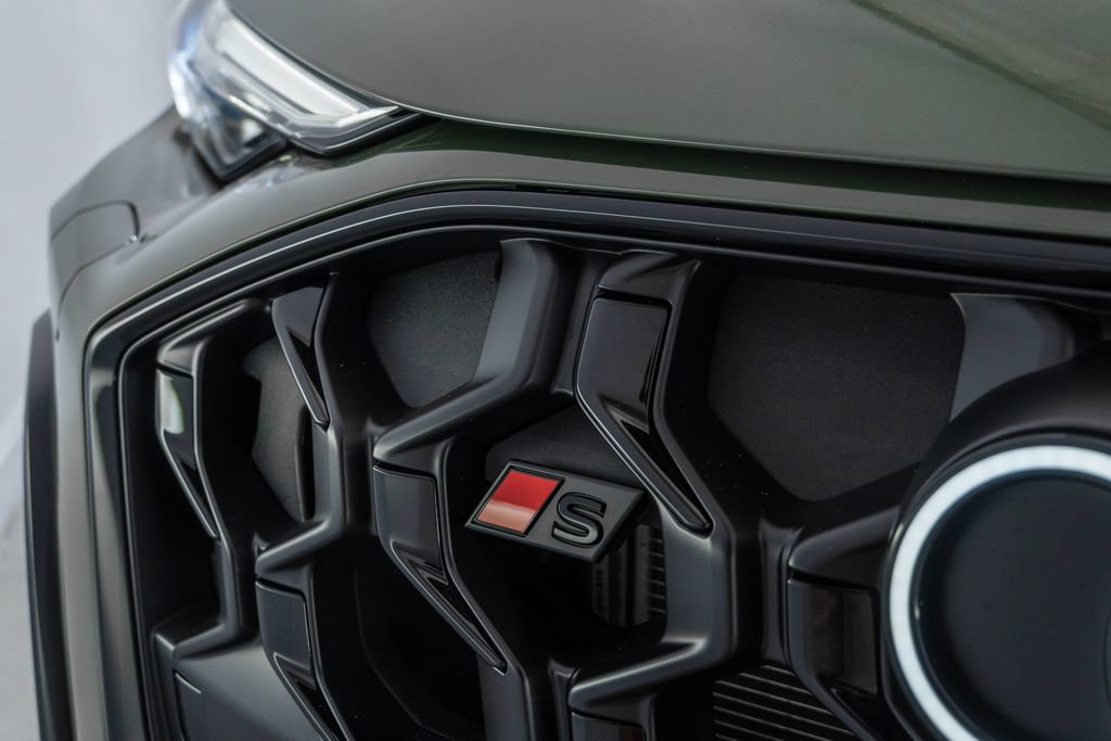 New 2026 Audi SQ5 Prestige AWD/4WD image 37
