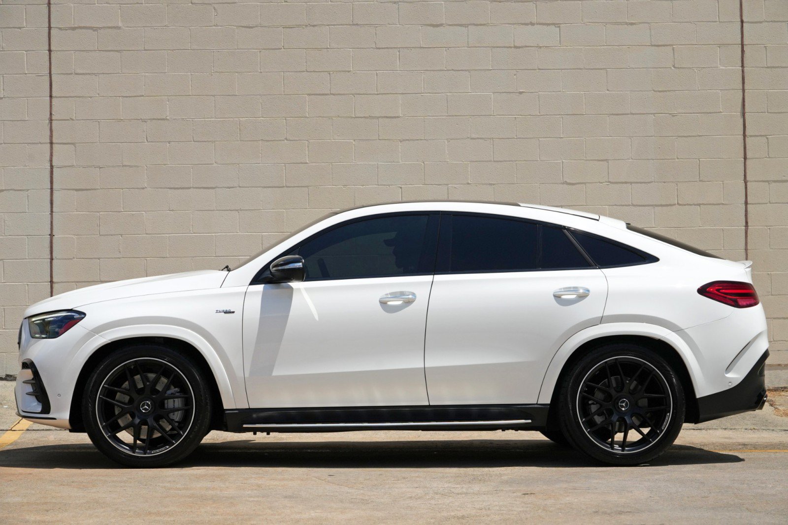 Used 2024 Mercedes-Benz GLE 53 AMG 4MATIC Coupe image 9