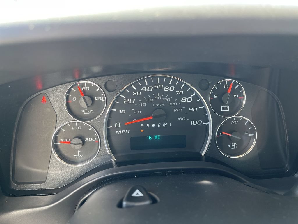 New 2025 Chevrolet Express 3500 w/ Power Convenience Package RWD image 10