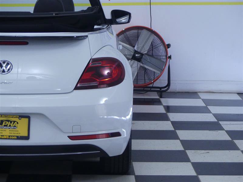 Used 2018 Volkswagen Beetle 2.0T FWD image 25