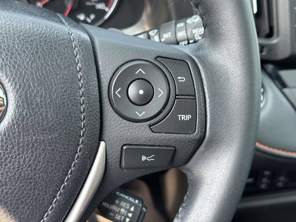 Used 2018 Toyota RAV4 SE w/ Advanced Technology Package AWD/4WD image 20