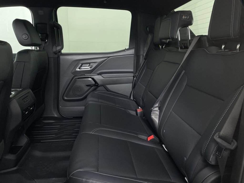 New 2025 Chevrolet Silverado EV LT image 26