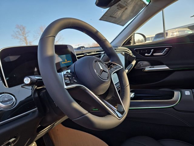 New 2026 Mercedes-Benz E 350 4MATIC Sedan image 23