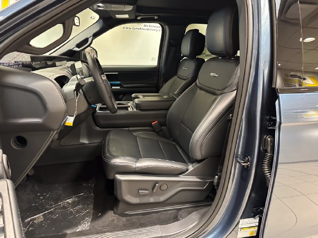 New 2027 Ford Expedition Max Platinum w/ Stealth Appearance Package AWD/4WD image 8