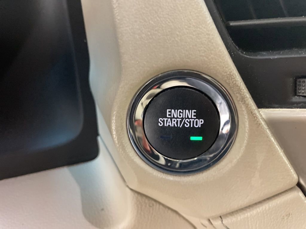 Used 2019 GMC Yukon XL Denali image 16