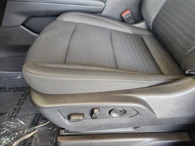 Used 2025 Chevrolet Suburban LS RWD image 25