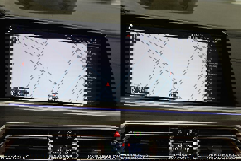 Used 2021 BMW X5 M50i w/ Executive Package image 32