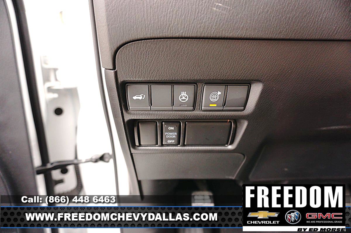 Used 2024 Nissan Armada SL w/ Captain's Chairs Package RWD image 25