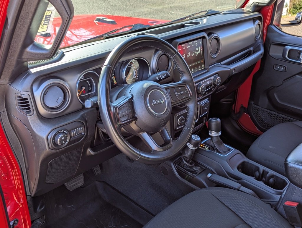 Used 2022 Jeep Gladiator Willys image 12