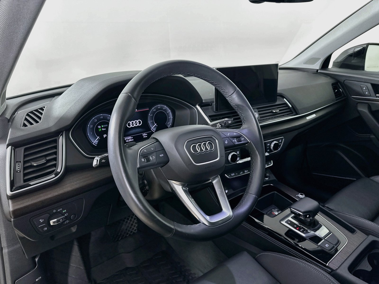 Certified 2024 Audi Q5 e Premium Plus AWD/4WD image 30