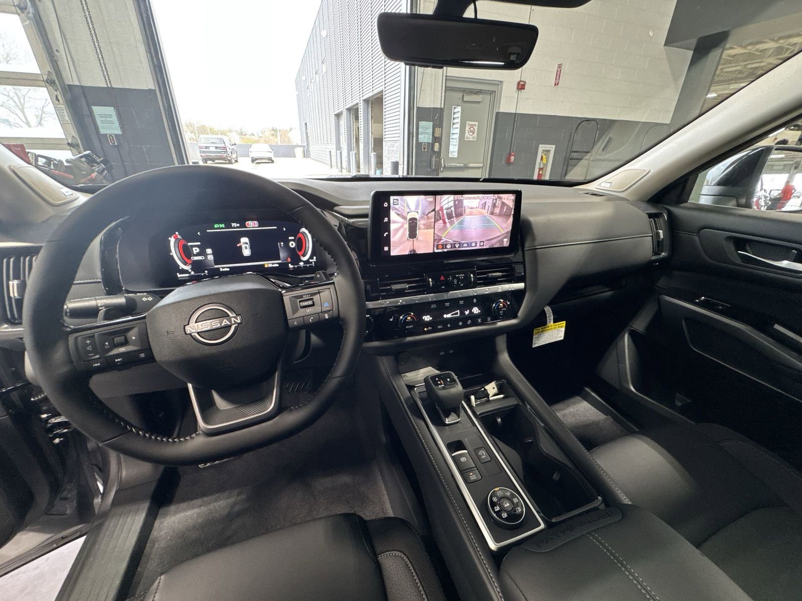 New 2026 Nissan Pathfinder SL AWD/4WD image 30