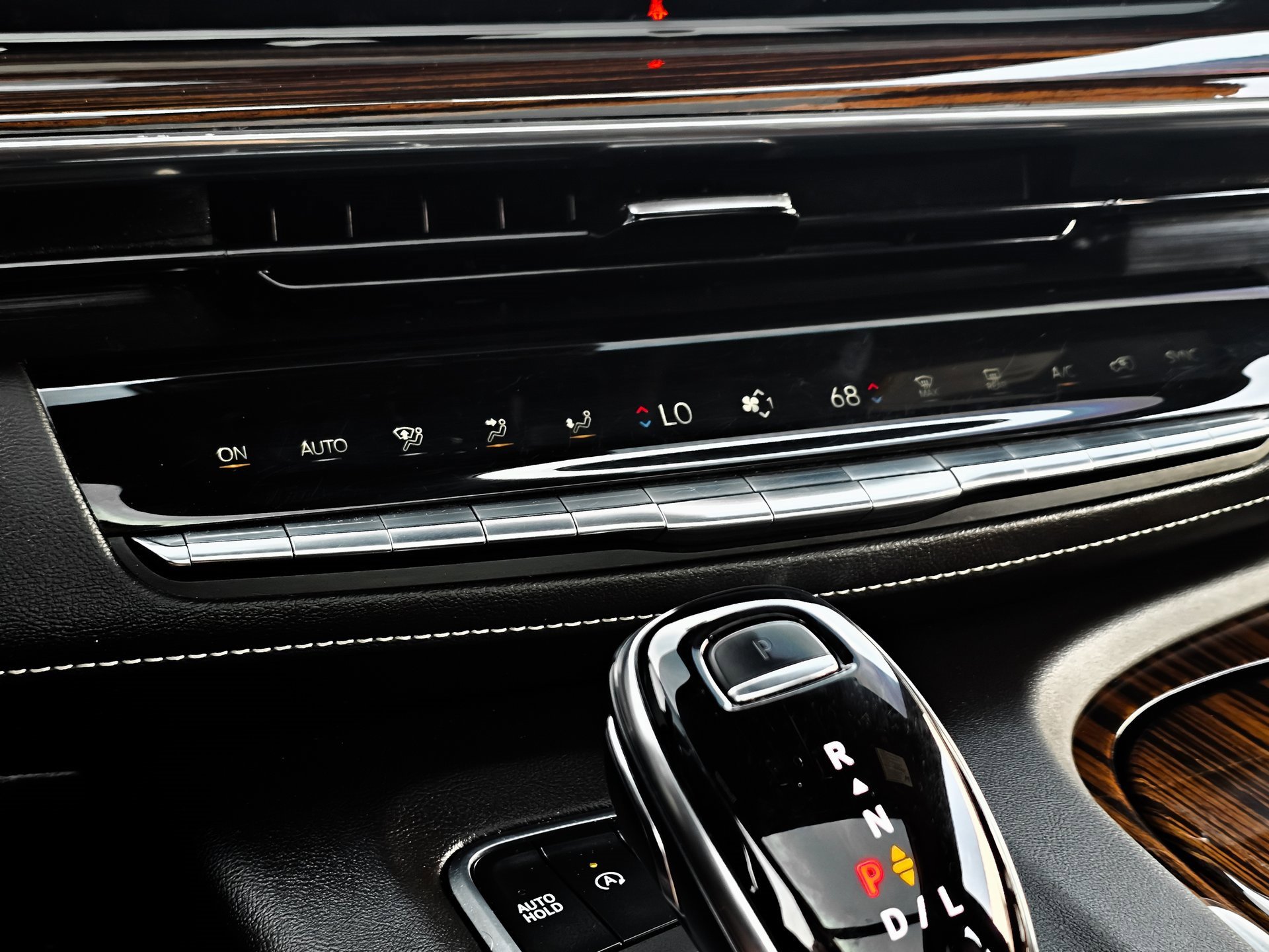 Used 2022 Cadillac Escalade ESV Premium Luxury w/ LPO, Floor Liner Package image 43