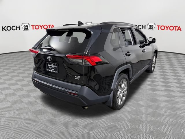 Used 2020 Toyota RAV4 XLE Premium AWD/4WD image 8