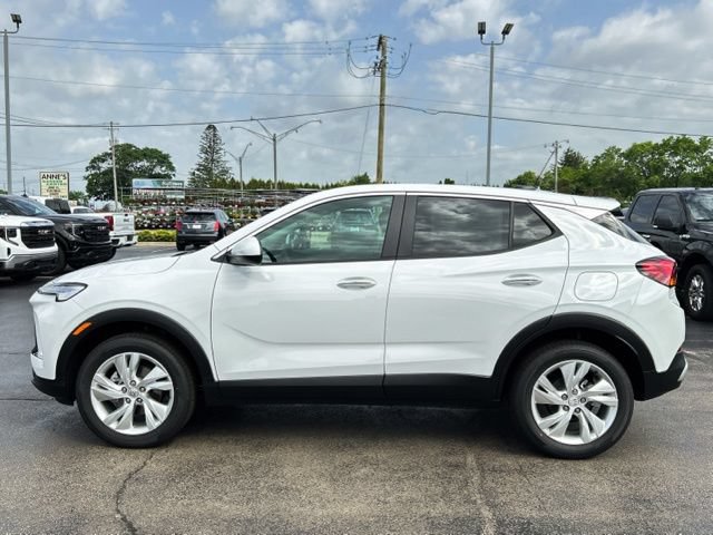 New 2026 Buick Encore GX Preferred w/ Comfort Package AWD/4WD image 7