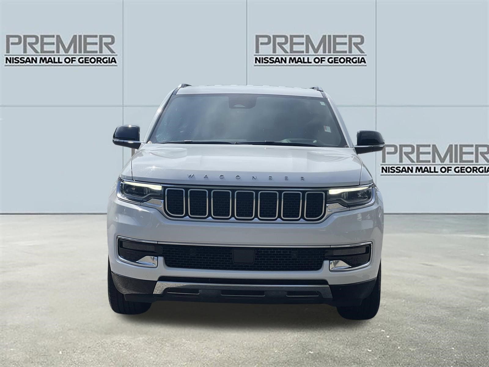 Used 2024 Jeep Wagoneer Series III AWD/4WD image 29