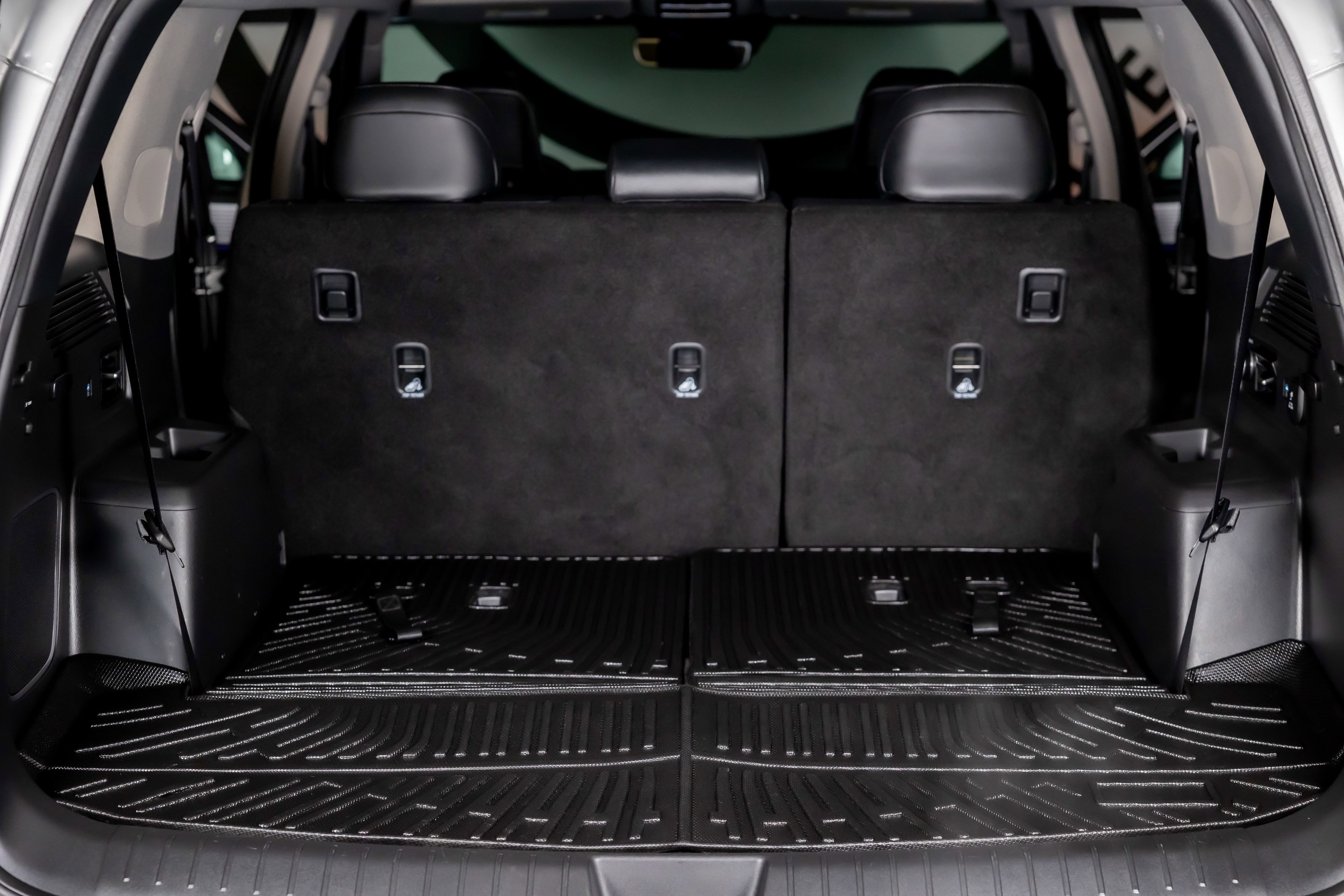 Used 2024 Hyundai Santa Fe Limited image 36