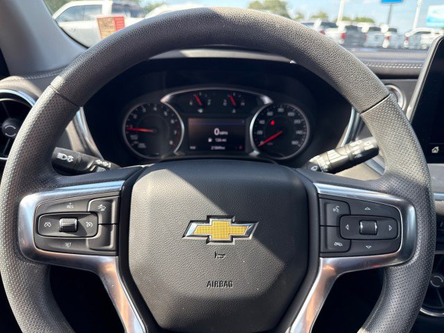 Used 2025 Chevrolet Blazer LT w/ Convenience Package FWD image 24
