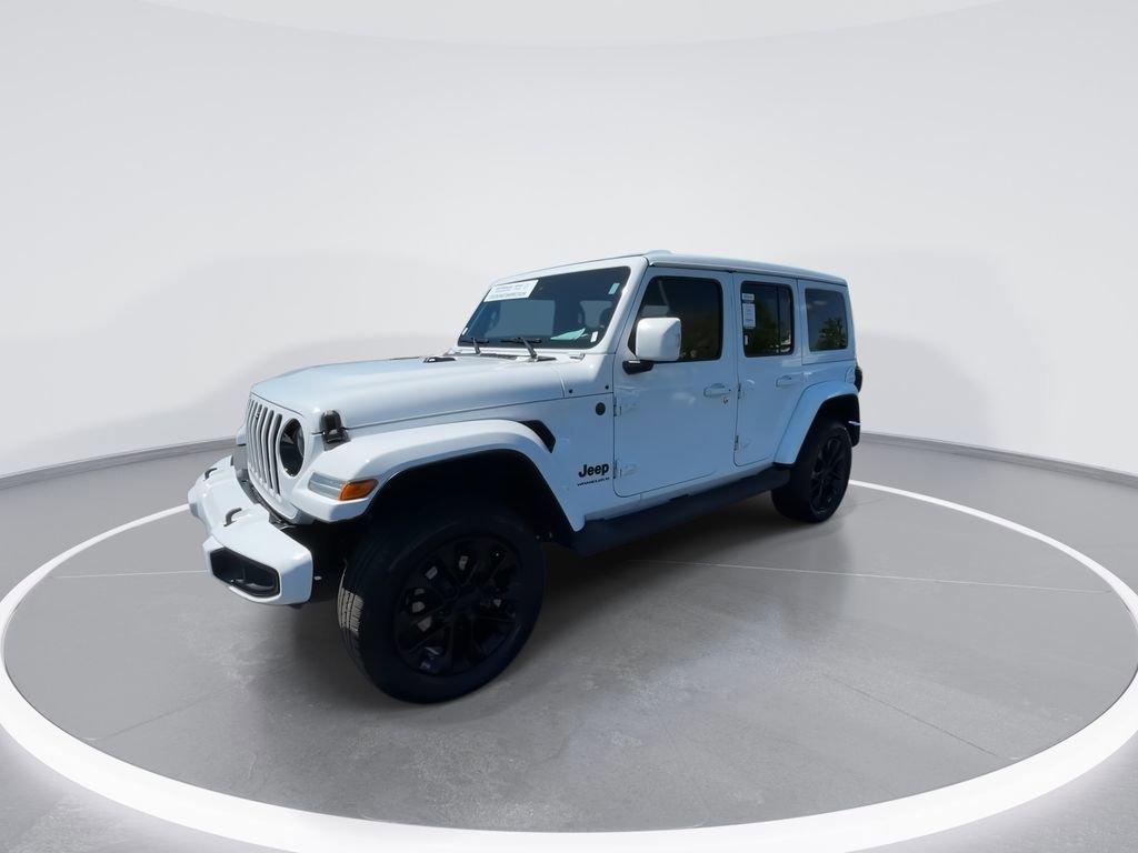 Used 2023 Jeep Wrangler Unlimited Sahara AWD/4WD image 4