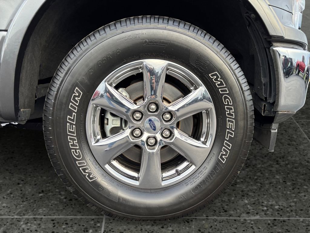 Used 2019 Ford F150 Lariat w/ Equipment Group 502A Luxury image 10