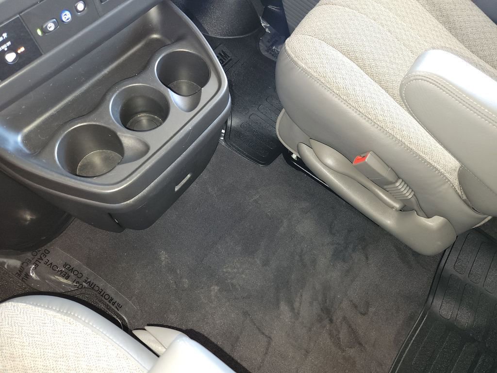 Used 2025 Chevrolet Express 3500 LT w/ LT Preferred Equipment Group image 22