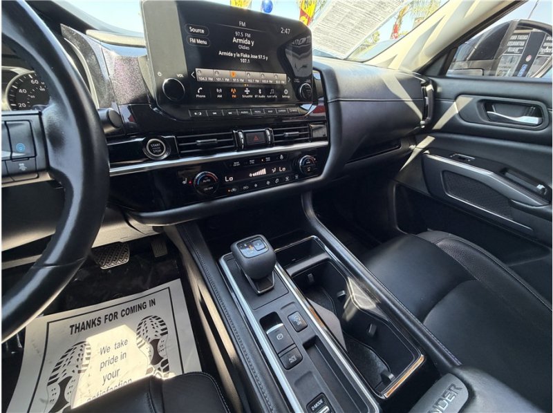 Used 2022 Nissan Pathfinder SL FWD image 42