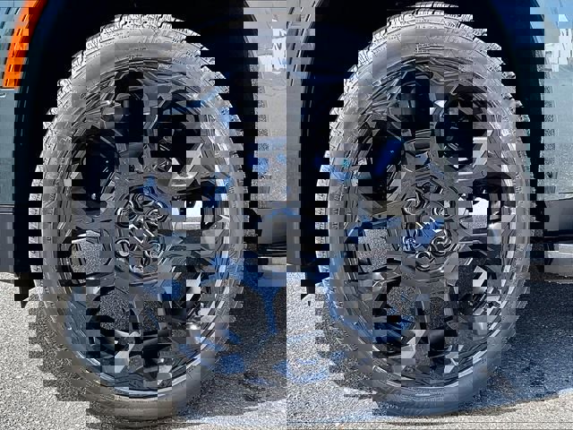 New 2026 Chevrolet Suburban RST image 6