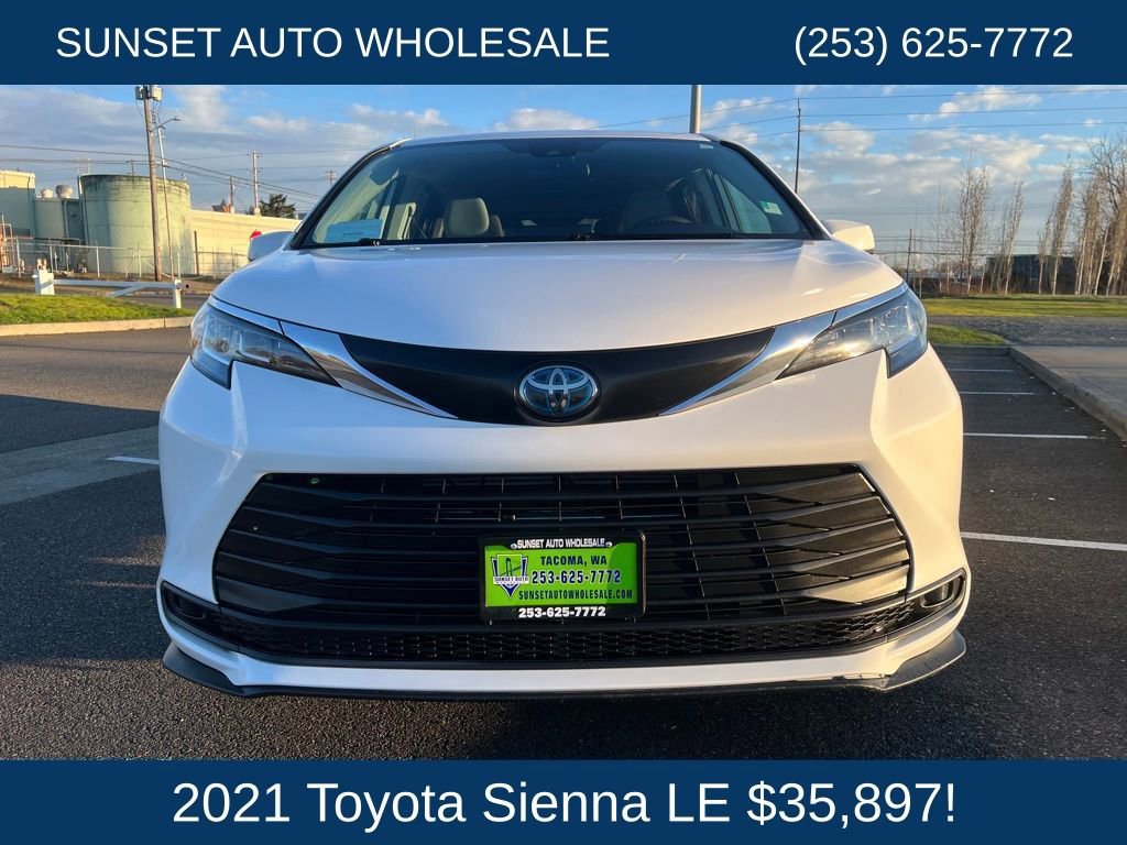 Used 2021 Toyota Sienna LE AWD/4WD image 37