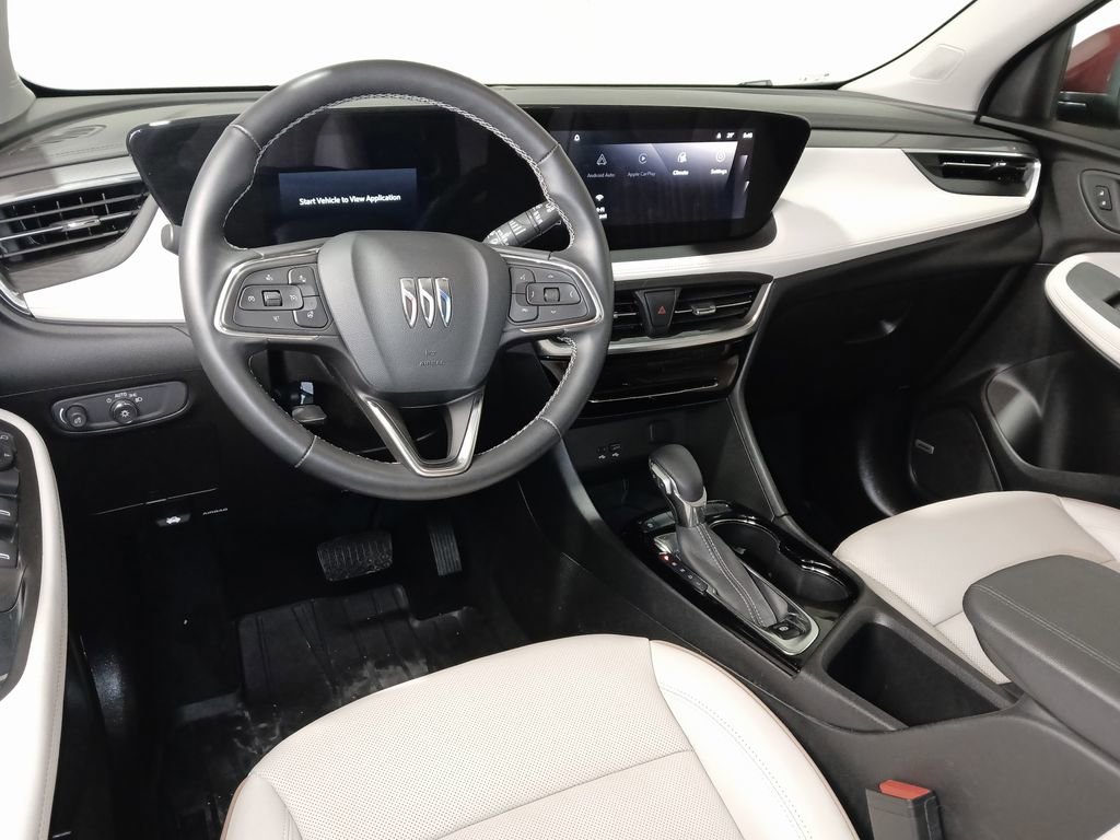 Used 2024 Buick Encore GX Avenir w/ Avenir Convenience Package FWD image 9
