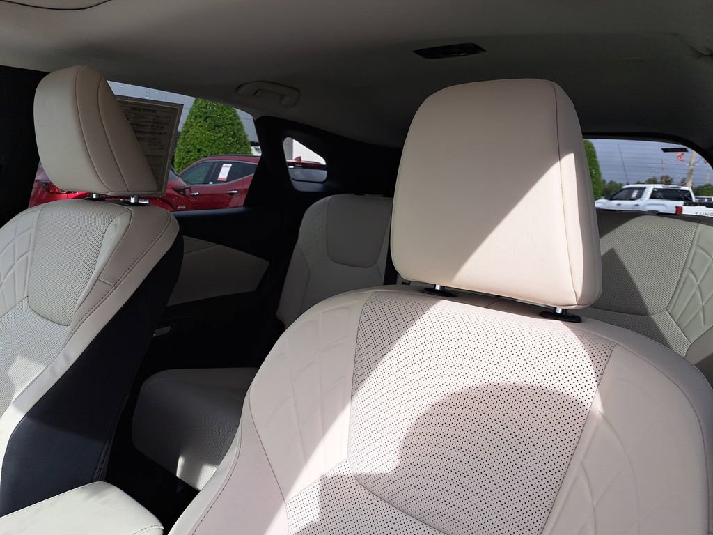 Used 2024 Lexus RX 350 Premium image 17