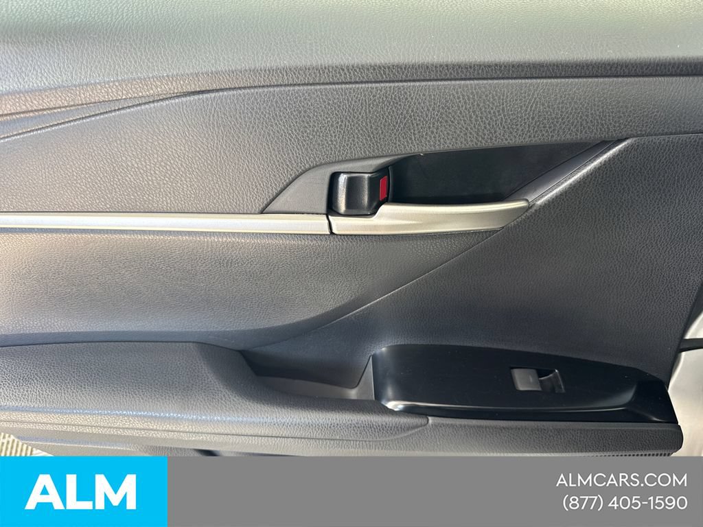 Used 2025 Toyota Camry LE FWD image 24