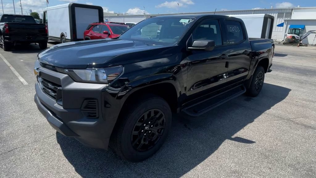 New 2026 Chevrolet Colorado W/T w/ WT Custom Package AWD/4WD image 6
