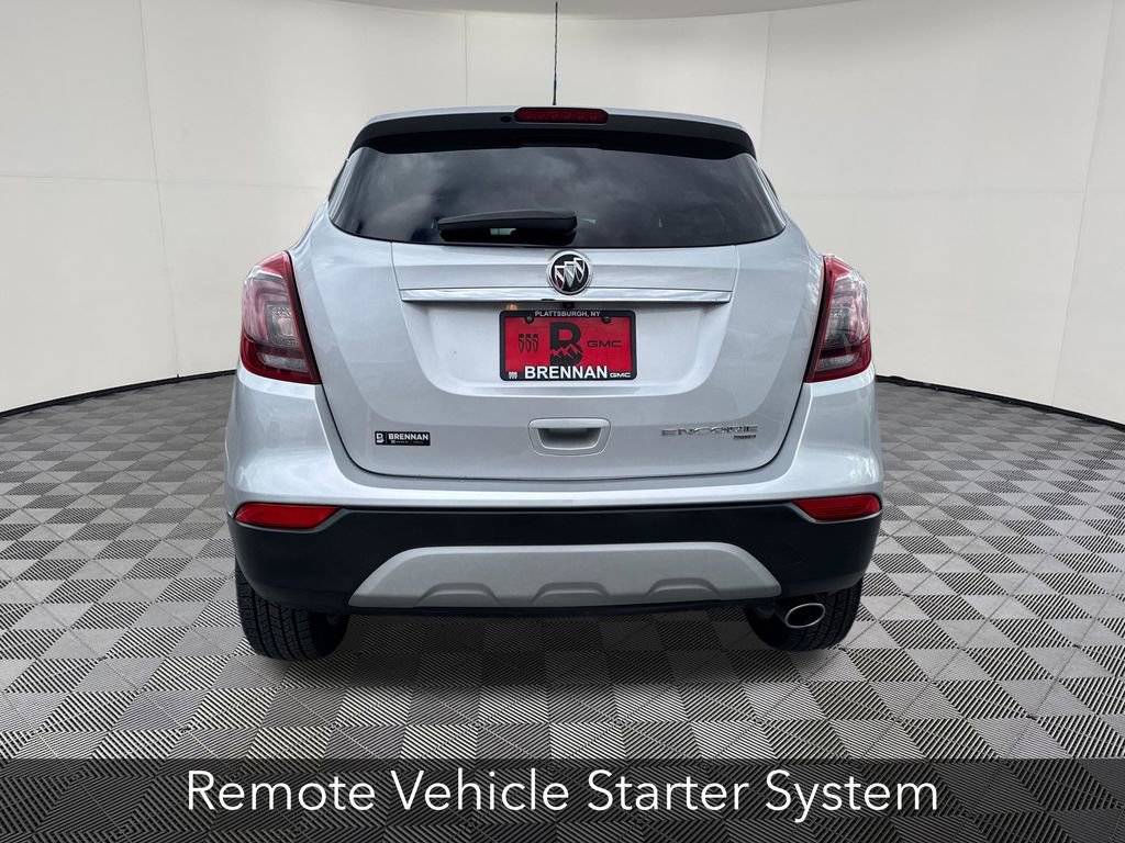 Used 2022 Buick Encore Preferred AWD/4WD image 4